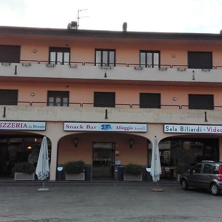 Bar Nuovo Mondo Mussolino Bagian luar foto